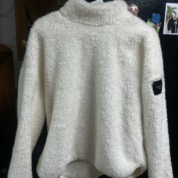 Calvin Klein Fuzzy Sweater - Picture 1 of 4